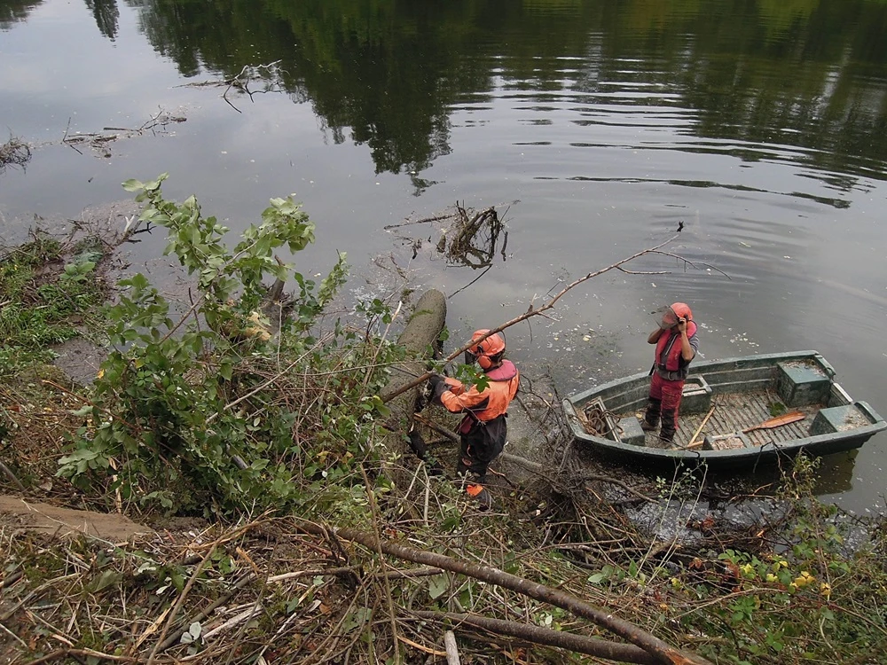 retrait d un embacle sur le cher a selles sur cher